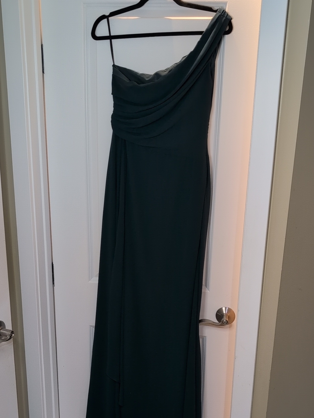 Elegant One-Shoulder Dark Green Evening Dress